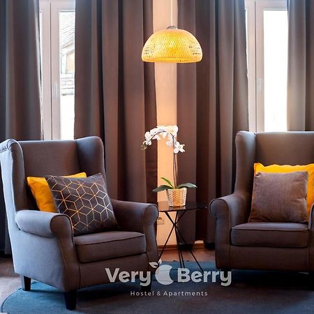 Very Berry - Garbary 27 - Apartament Z Balkonem, Old City, Check In 24H Lejlighed Poznań Eksteriør billede